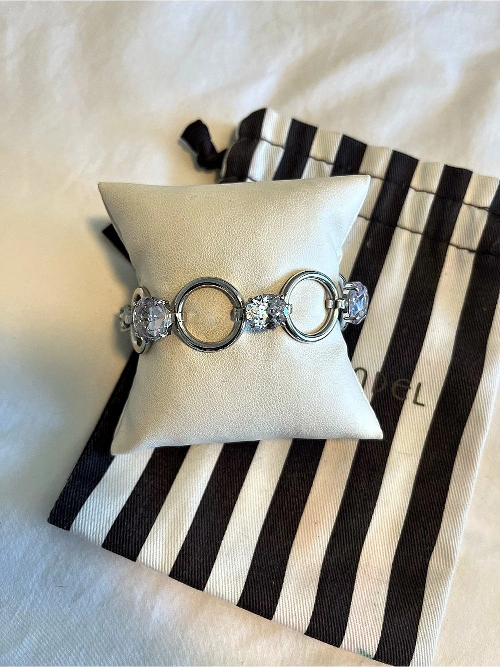 Henri Bendel Crystal Link Bracelet NWT Silver